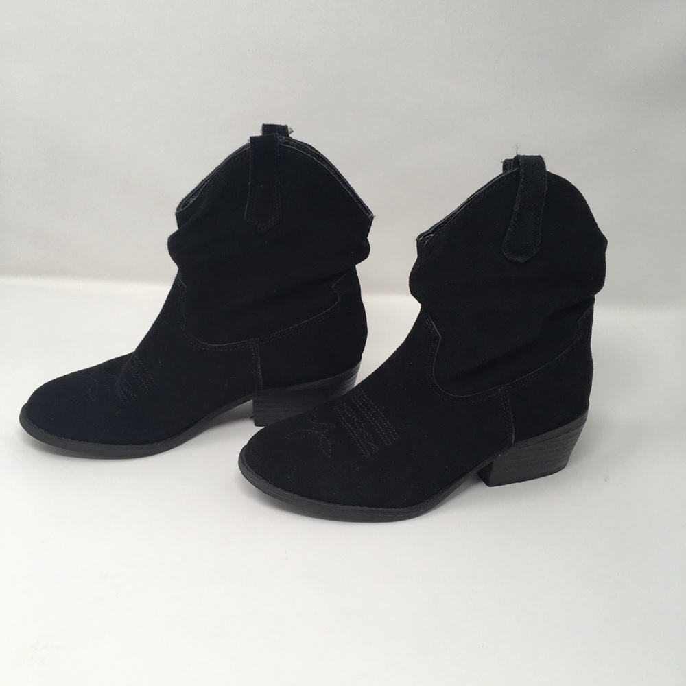 White Mountain heels boots
